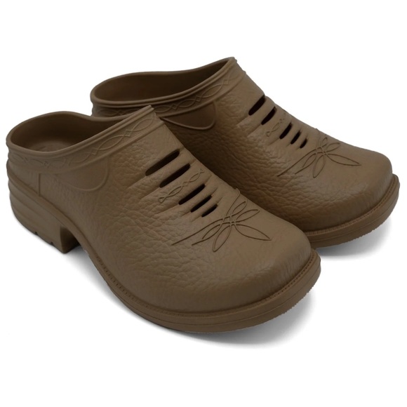 THE WESTECH OUTRIDER BARREL BROWN Slip-On Clogs - Picture 1 of 10